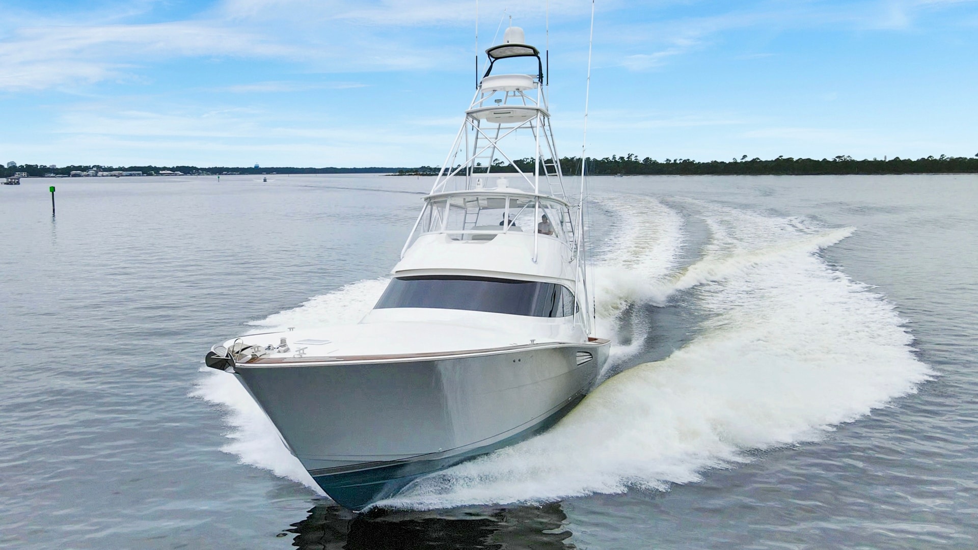 2020 68 Viking Convertible Gunpowder Exterior (6)