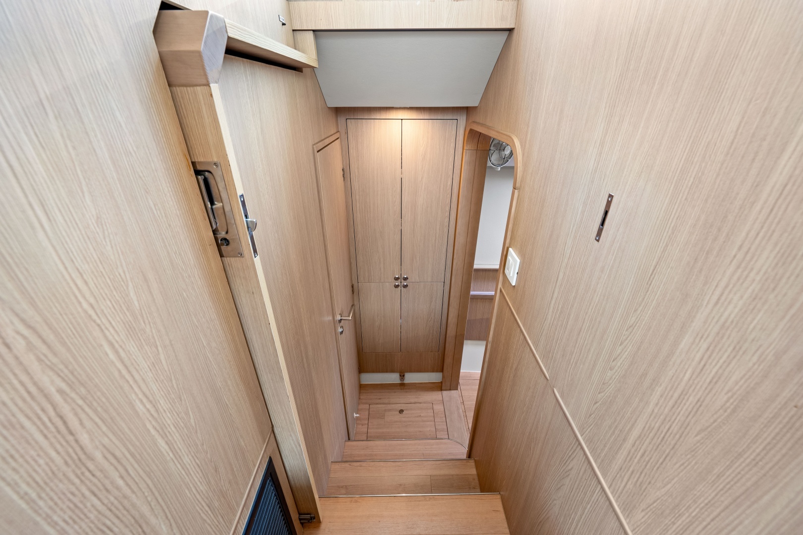 Memories Not Dreams 44ft Aquila Yacht For Sale