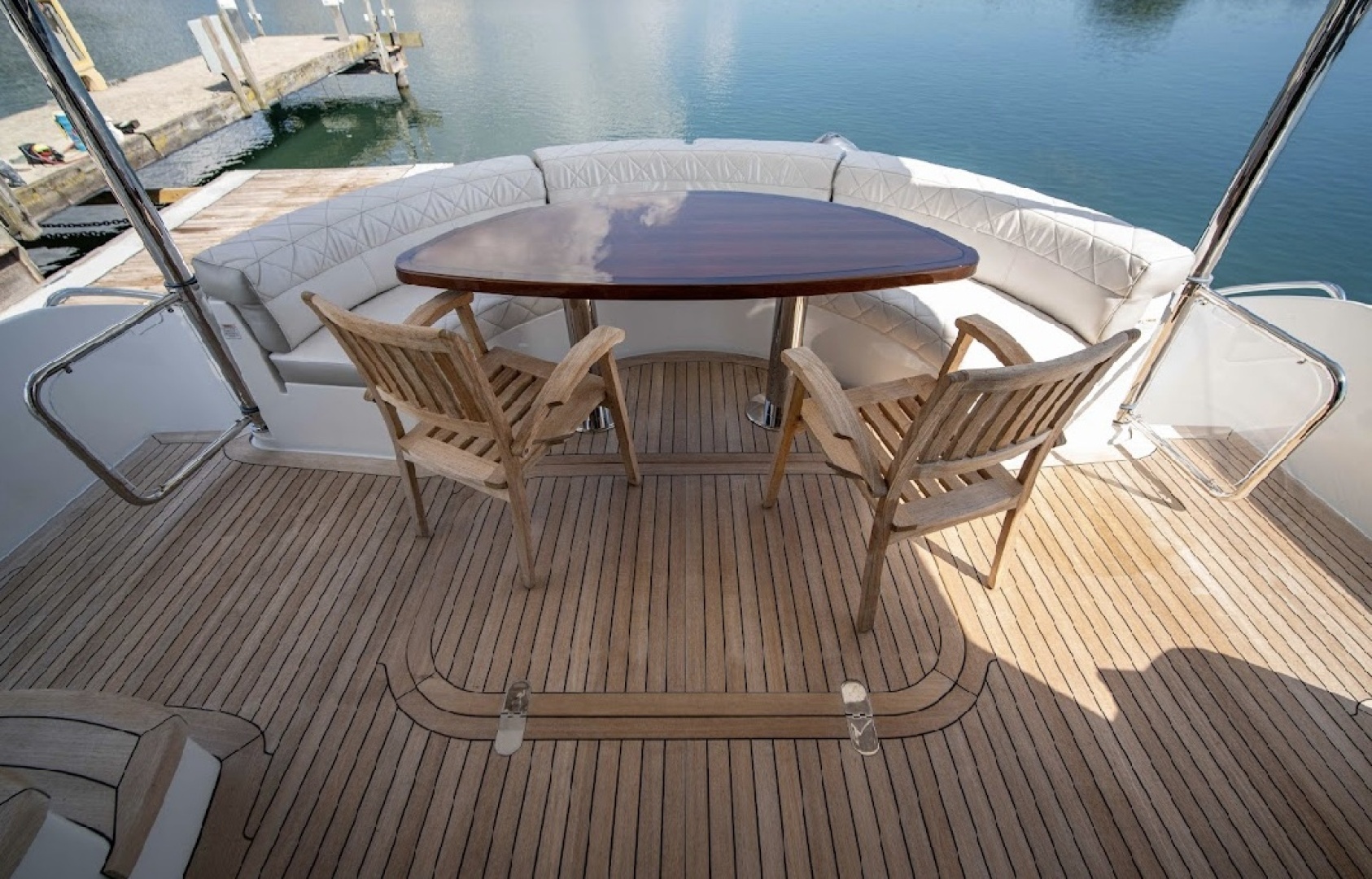 OVATION 60ft Hatteras Yacht For Sale