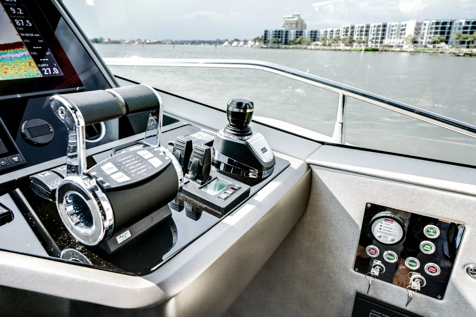 Sunseeker 76 Flybridge Yacht For Sale