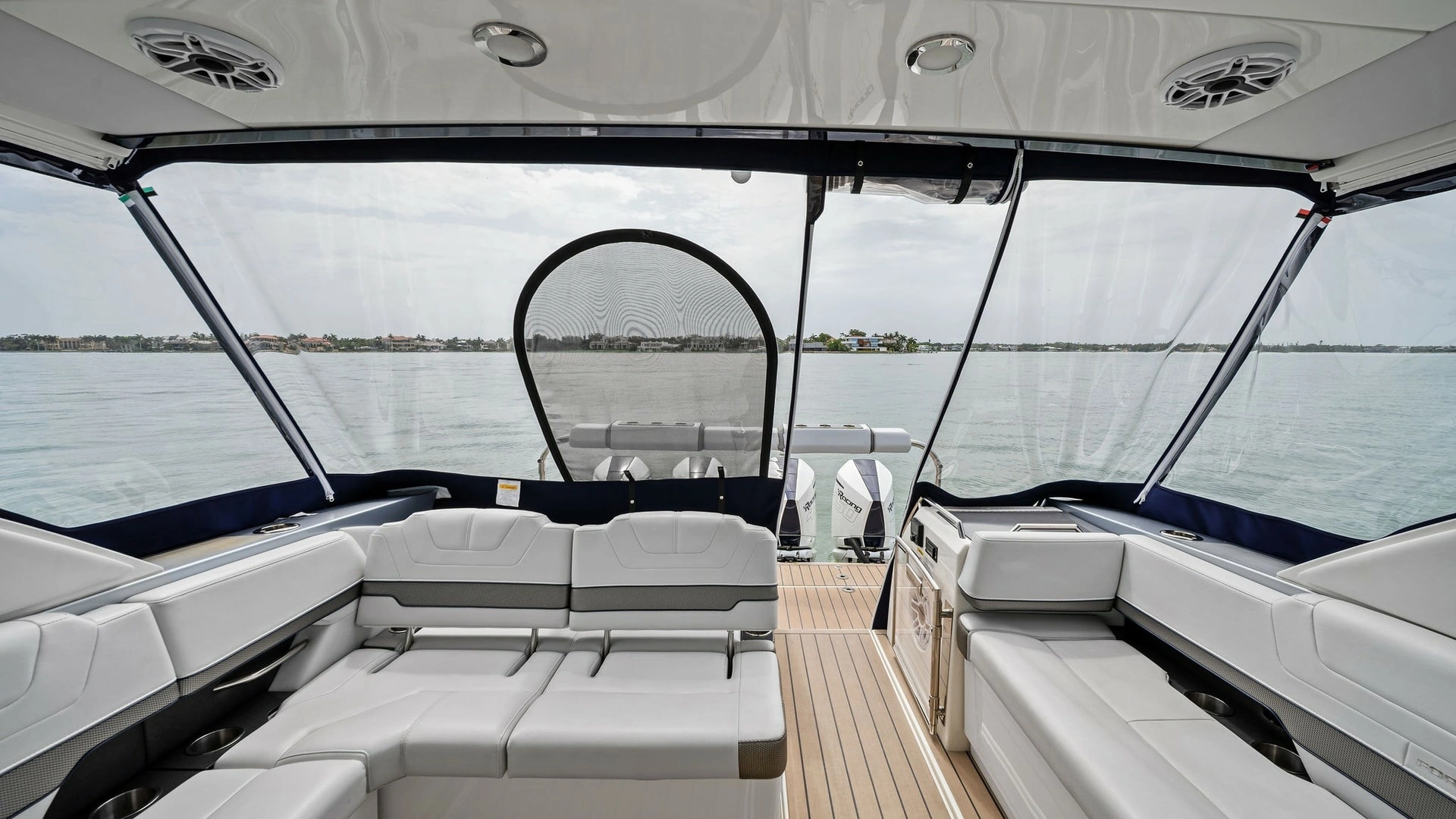 Formula 430 Super Sport Crossover Yacht For Sale