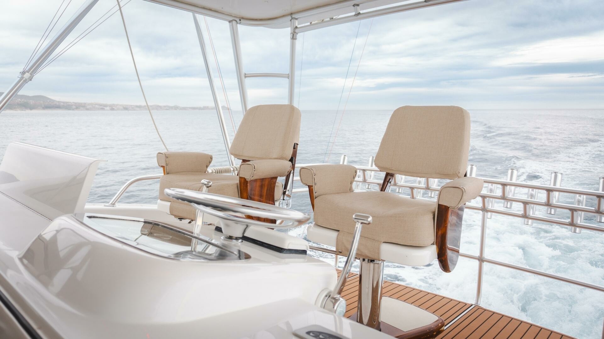 Viking 55 Convertible — HAPPY ENDING - Photo 22