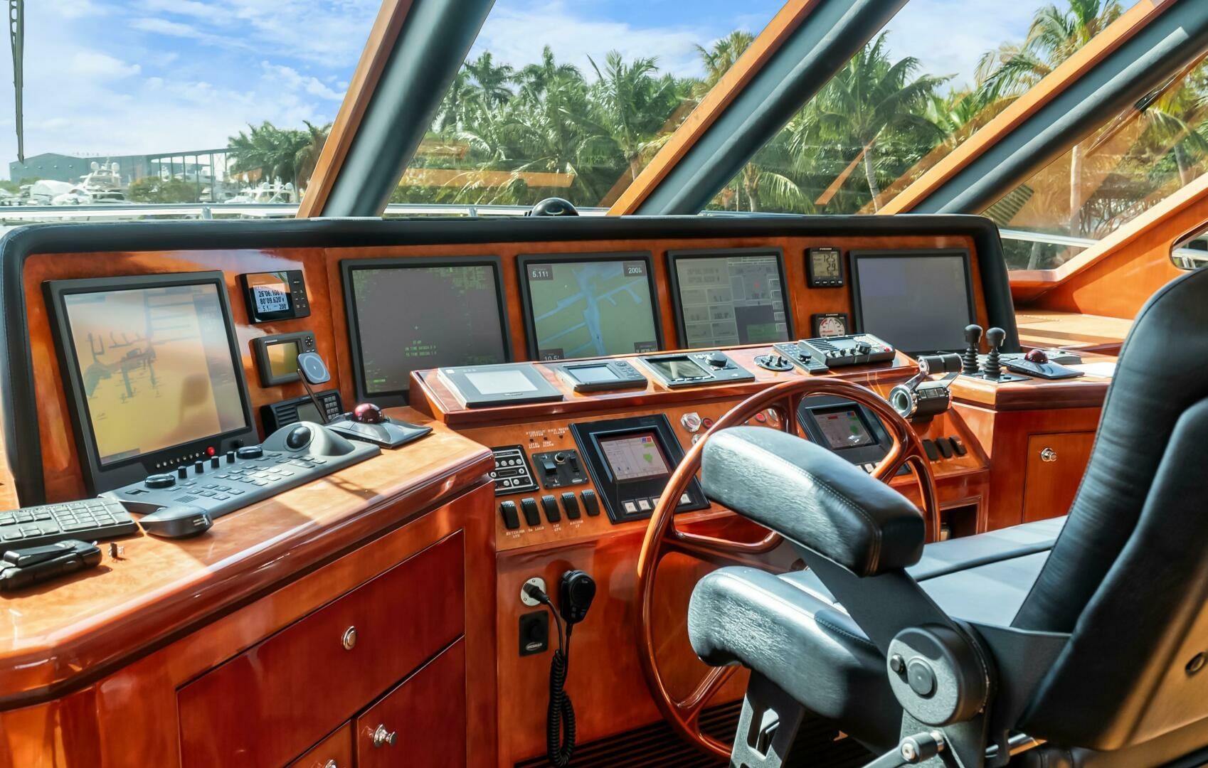 JusMad 80ft Ocean Alexander Yacht For Sale