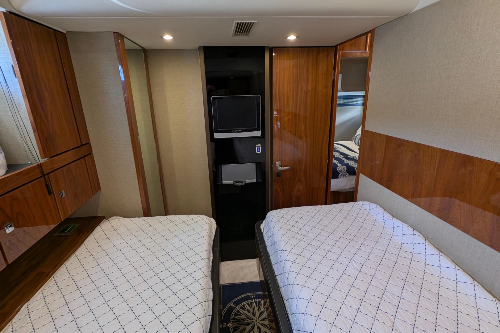 Fairline Squadron Yacht For Sale