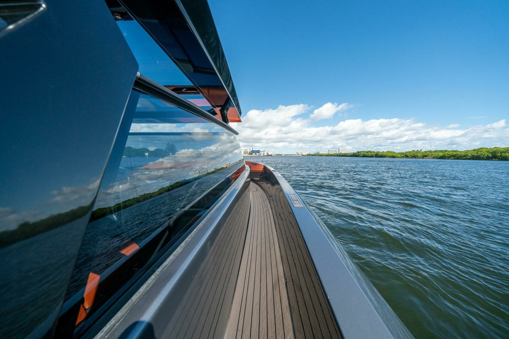 PHARMASEA 45ft Vanquish Yachts Yacht For Sale