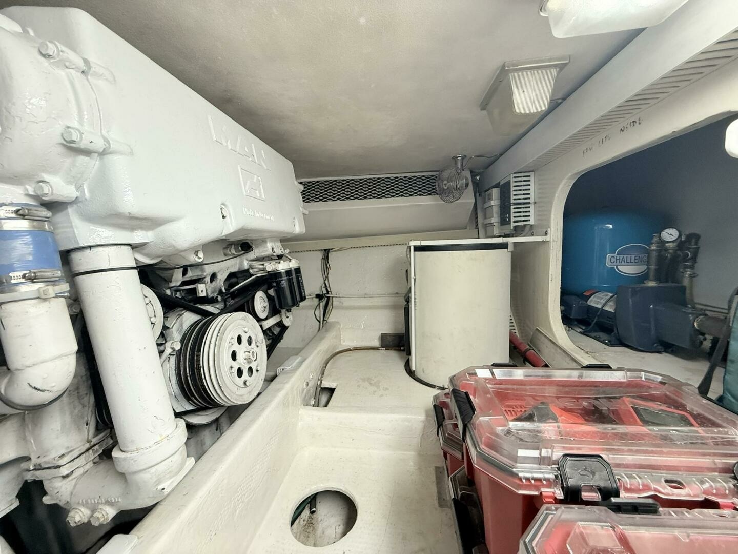 REEL LEGACY 50ft Viking Yacht For Sale