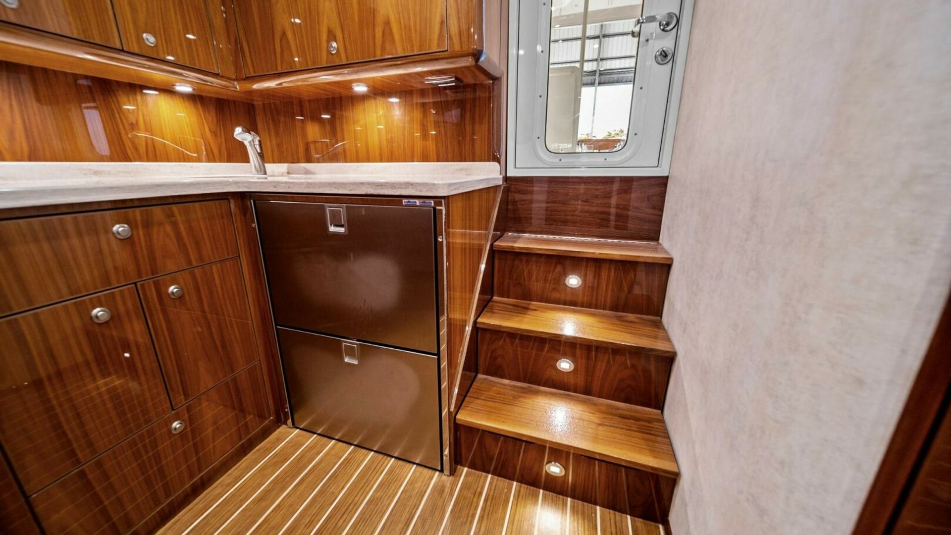 Damfino 46ft Viking Yacht For Sale