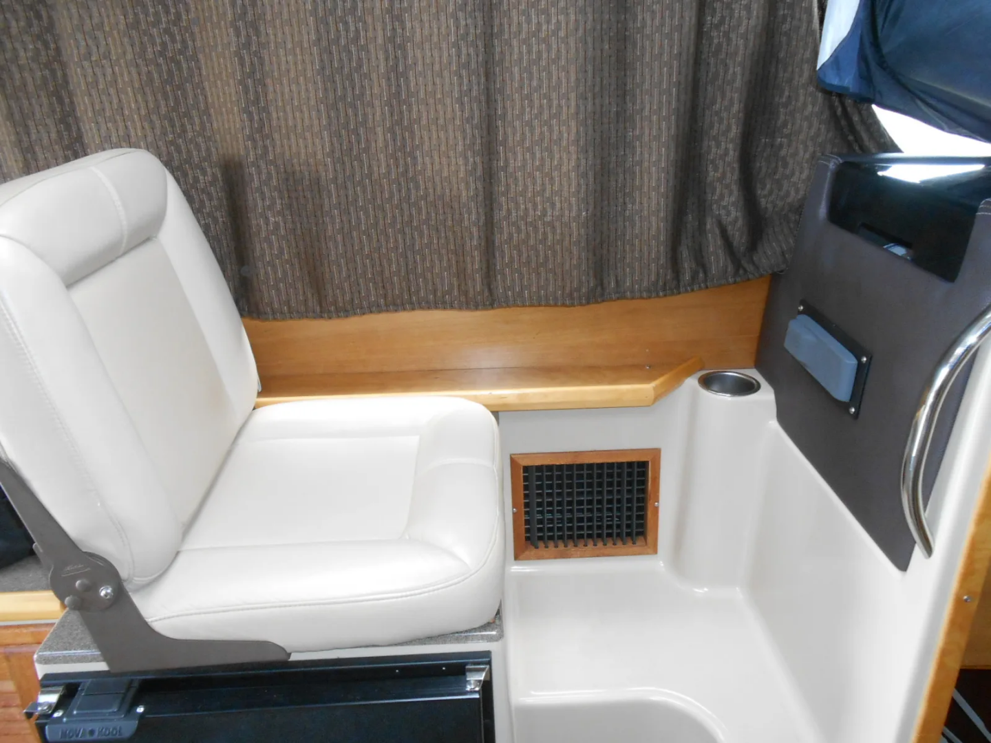 Contradiction 28ft Cutwater Yacht For Sale