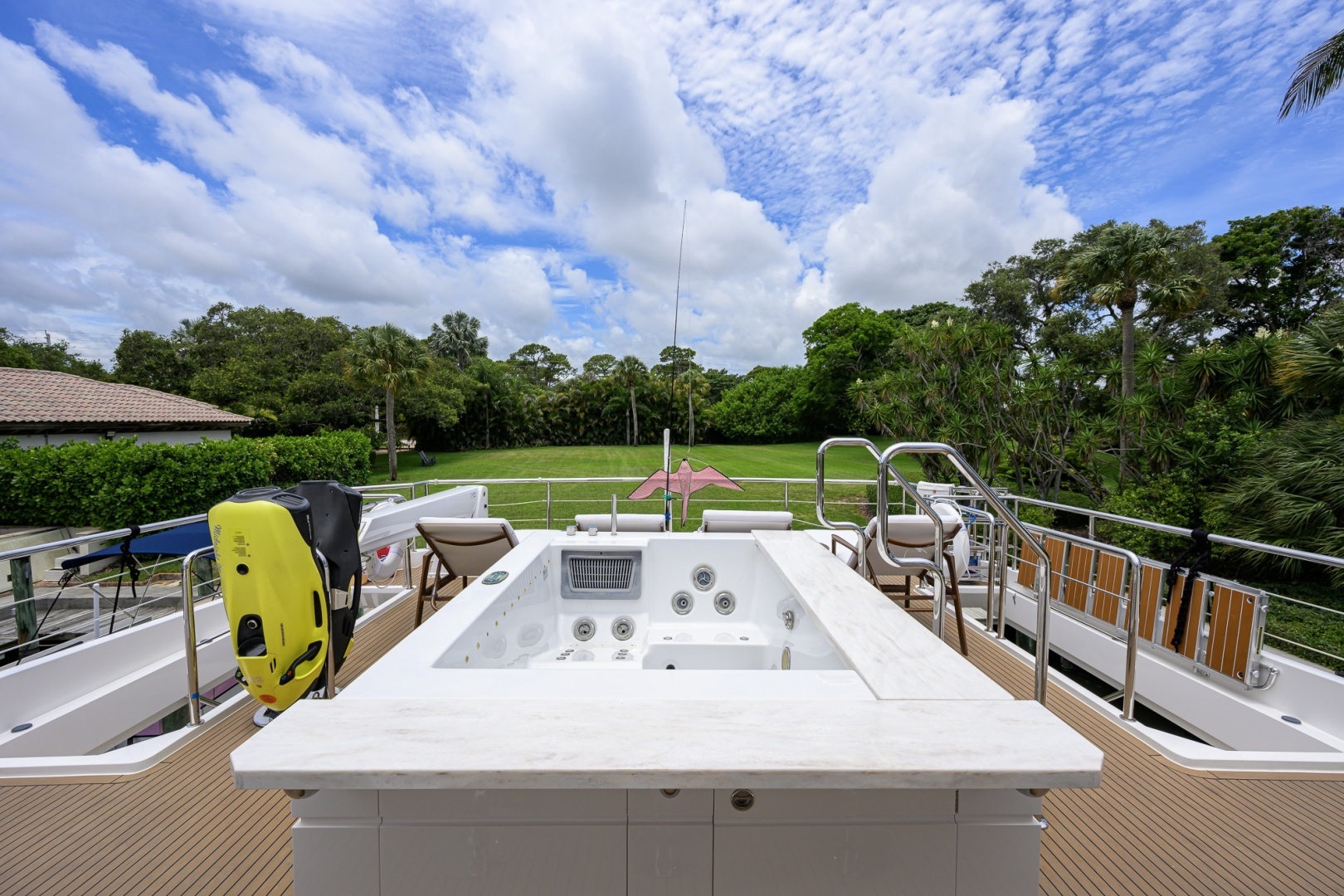Midnight Moon 85ft Horizon Yacht For Sale
