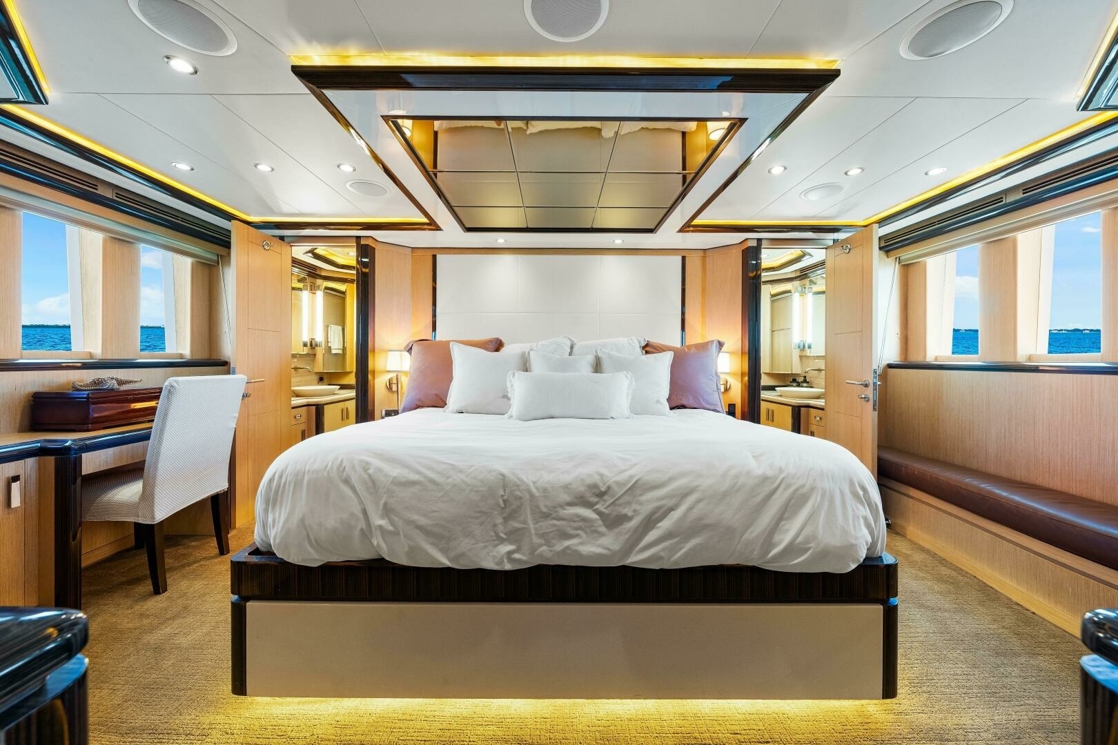 Relentless 83ft Ocean Alexander Yacht For Sale