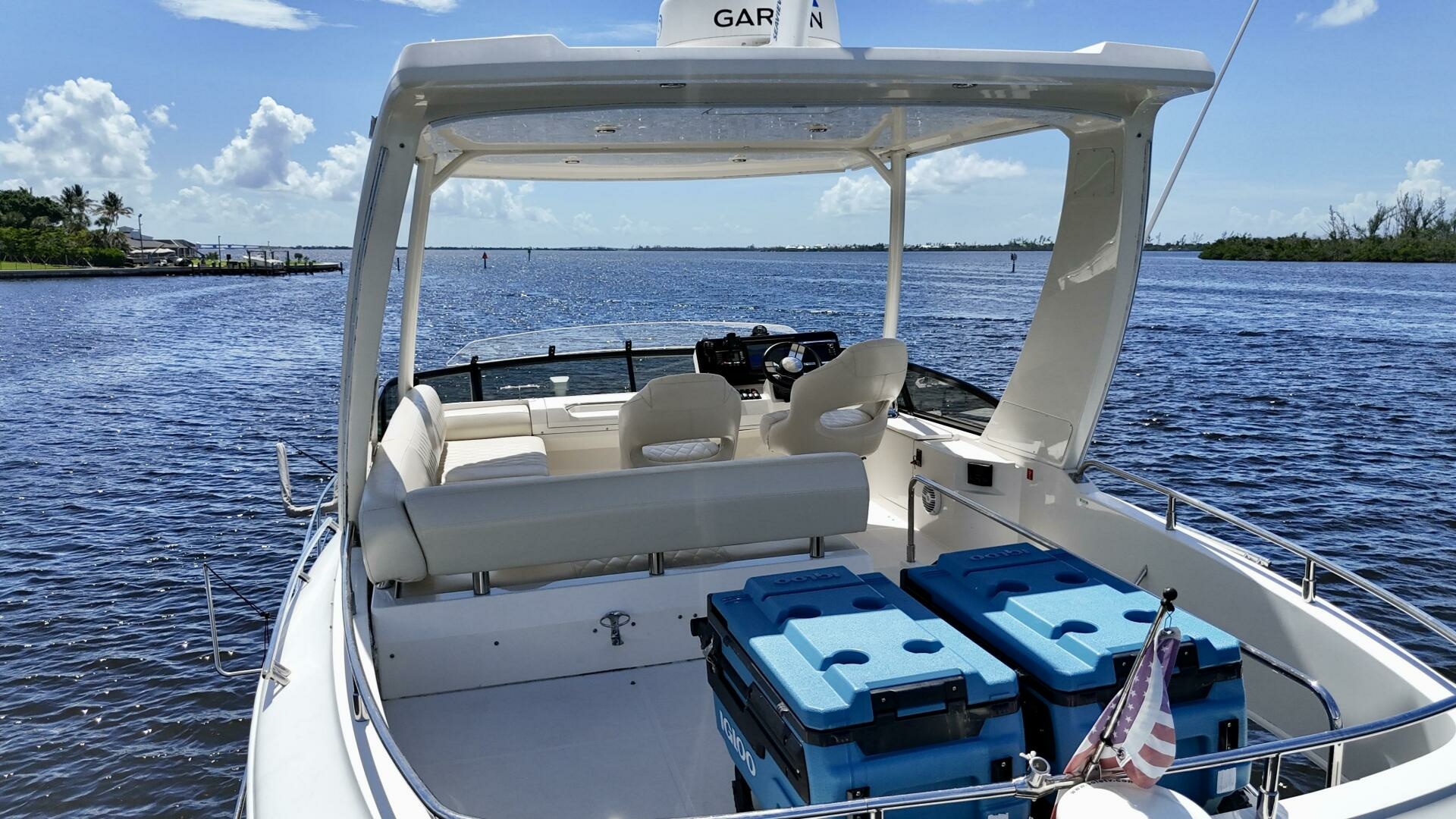 SEAS THE DAY 40ft Carver Yacht For Sale