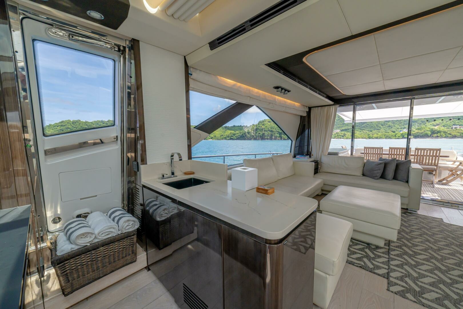 Carpe Diem 77ft Azimut Yacht For Sale