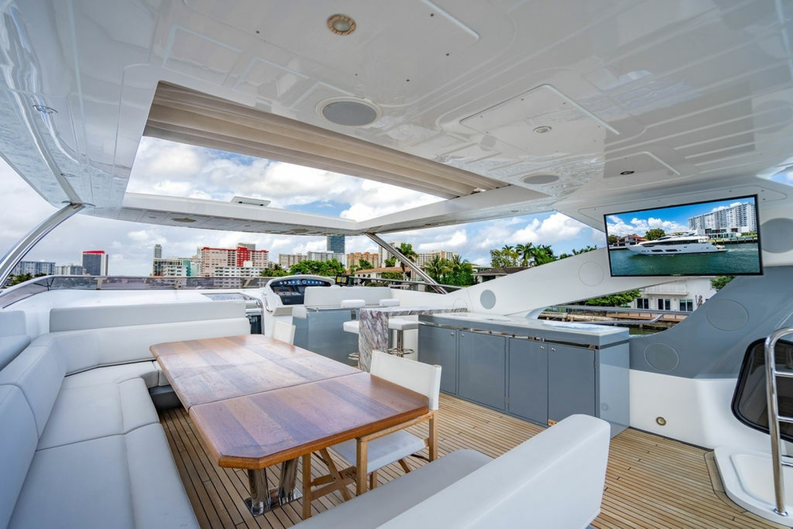 Star of the Sea 95ft Sunseeker Yacht For Sale Star of the Sea 95ft Sunseeker Yacht For Sale