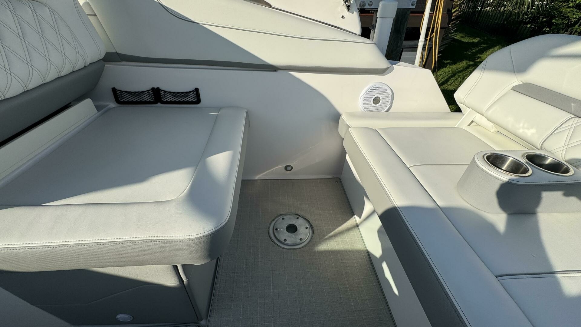 26ft Regal Yacht For Sale