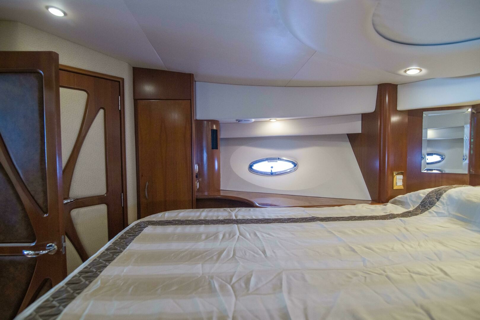 IMMERSED 52ft Silverton Yacht For Sale