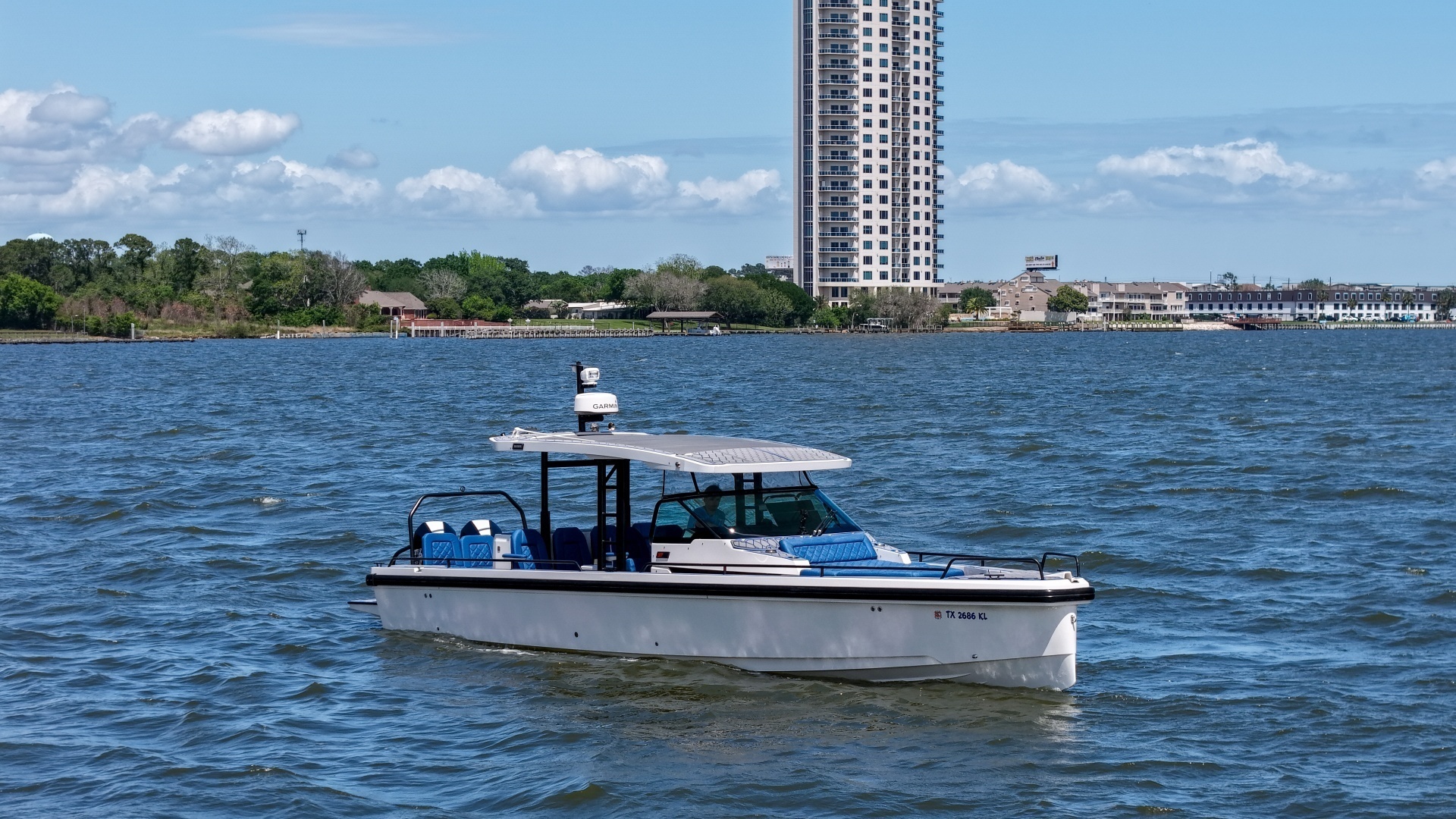 37ft Axopar Yacht For Sale