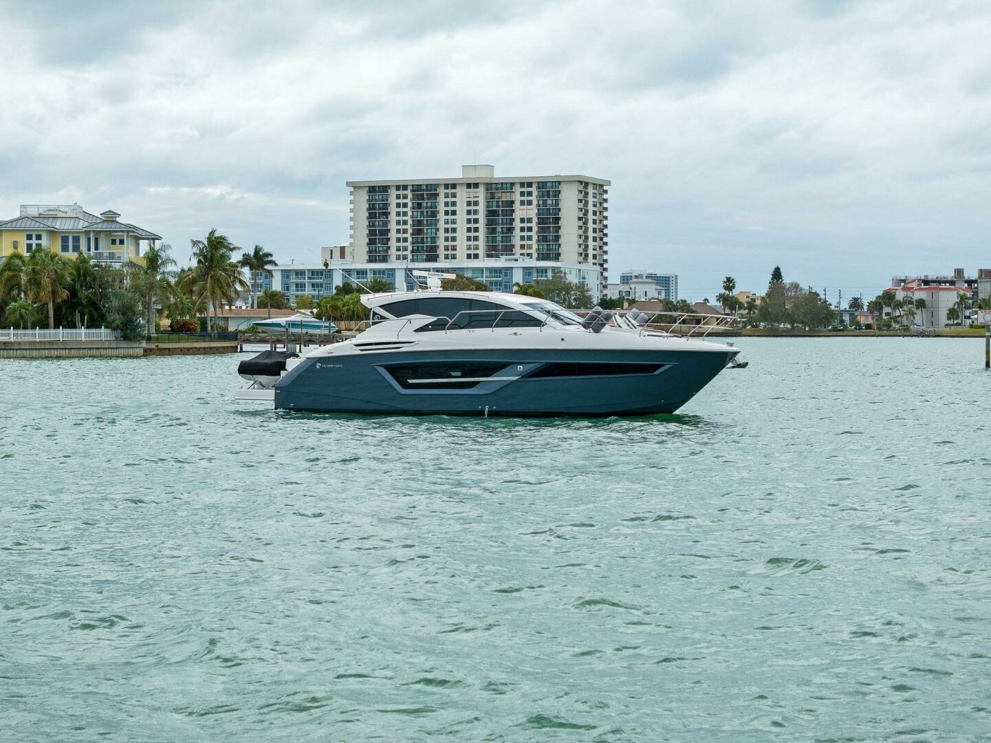 Sweet Caroline 46ft Cruisers Yachts Yacht For Sale Sweet Caroline 46ft Cruisers Yachts Yacht For Sale