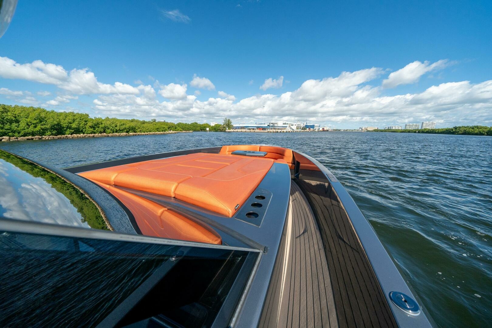PHARMASEA 45ft Vanquish Yachts Yacht For Sale