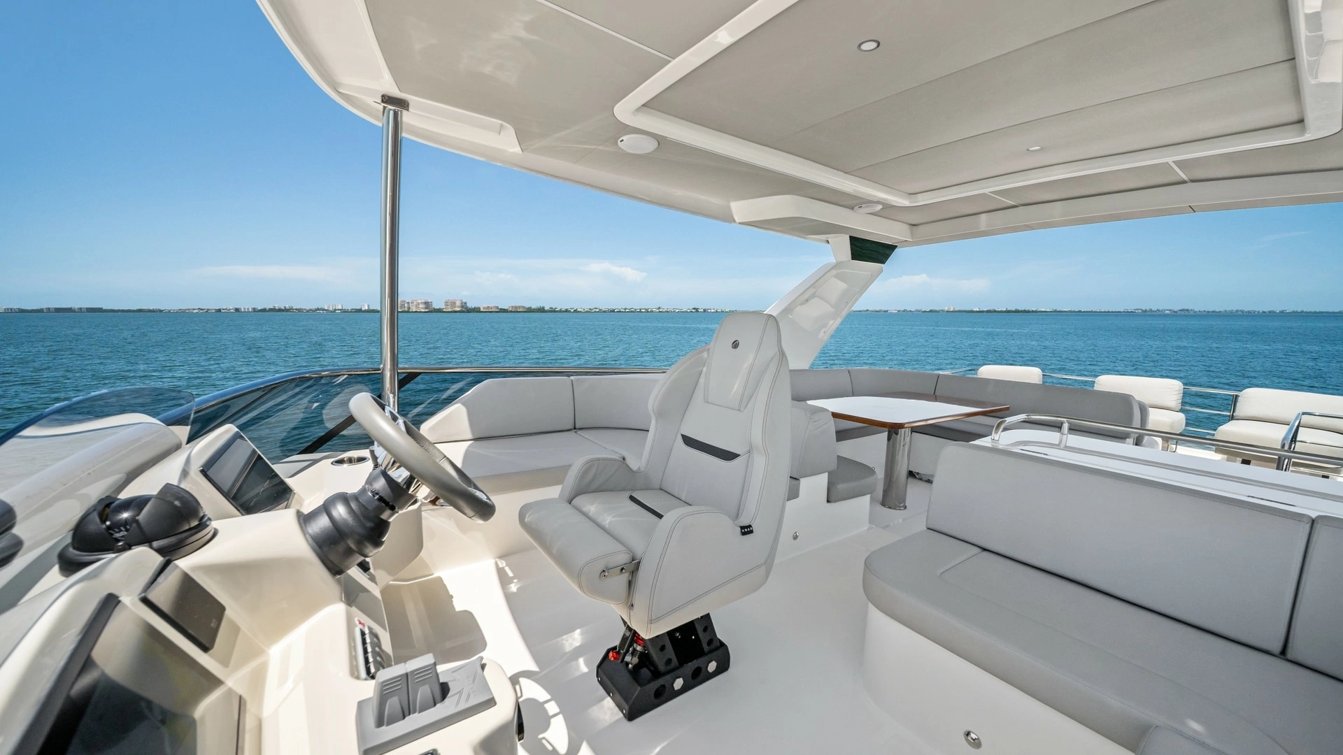 Absolute Navetta 58 Yacht For Sale