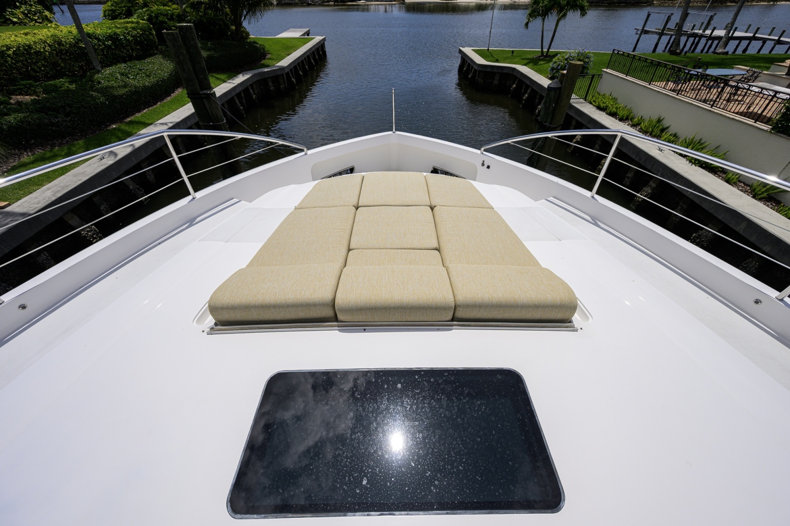 Midnight Moon 85ft Horizon Yacht For Sale