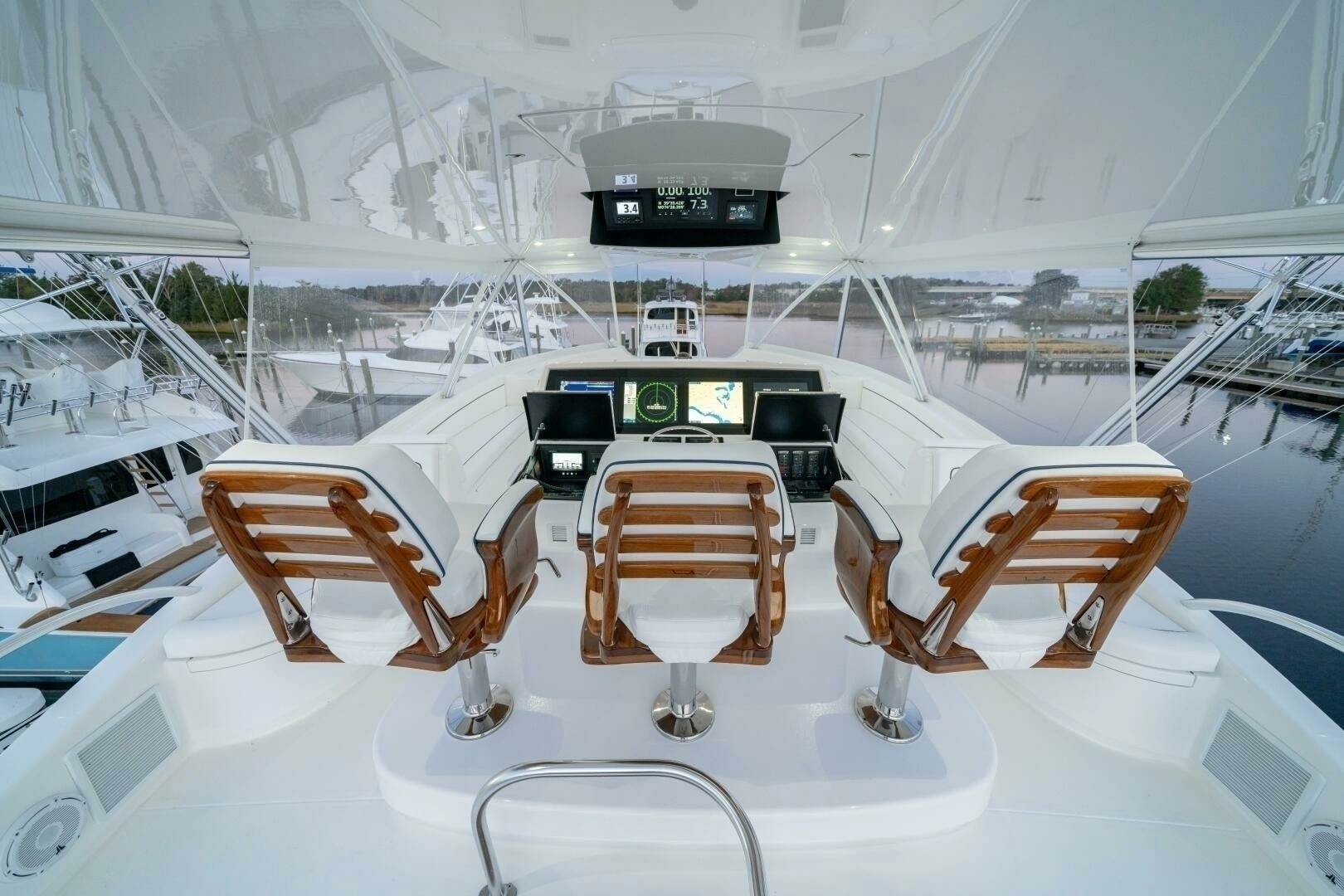NEW Viking 90 Convertible 90ft Viking Yacht For Sale