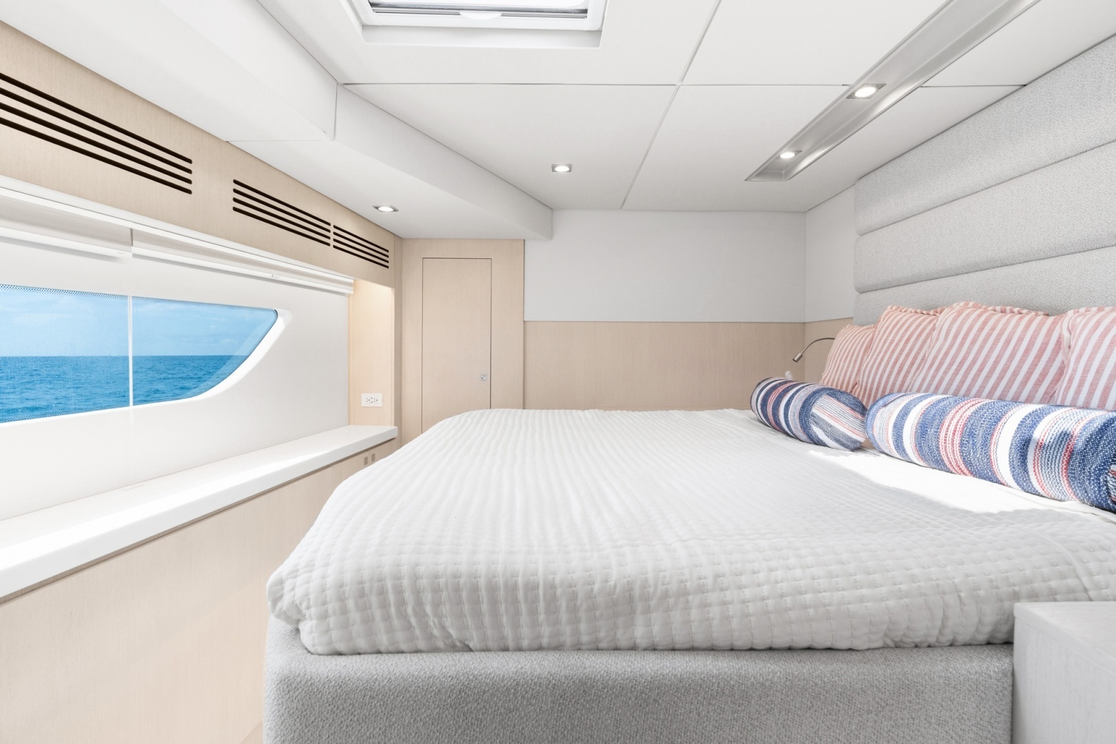 Two Oceans 555 010 55ft Two Oceans Yacht For Sale