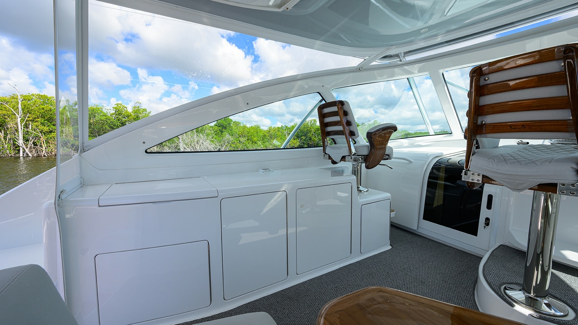 44_viking_reelaxin_bridge_deck_07