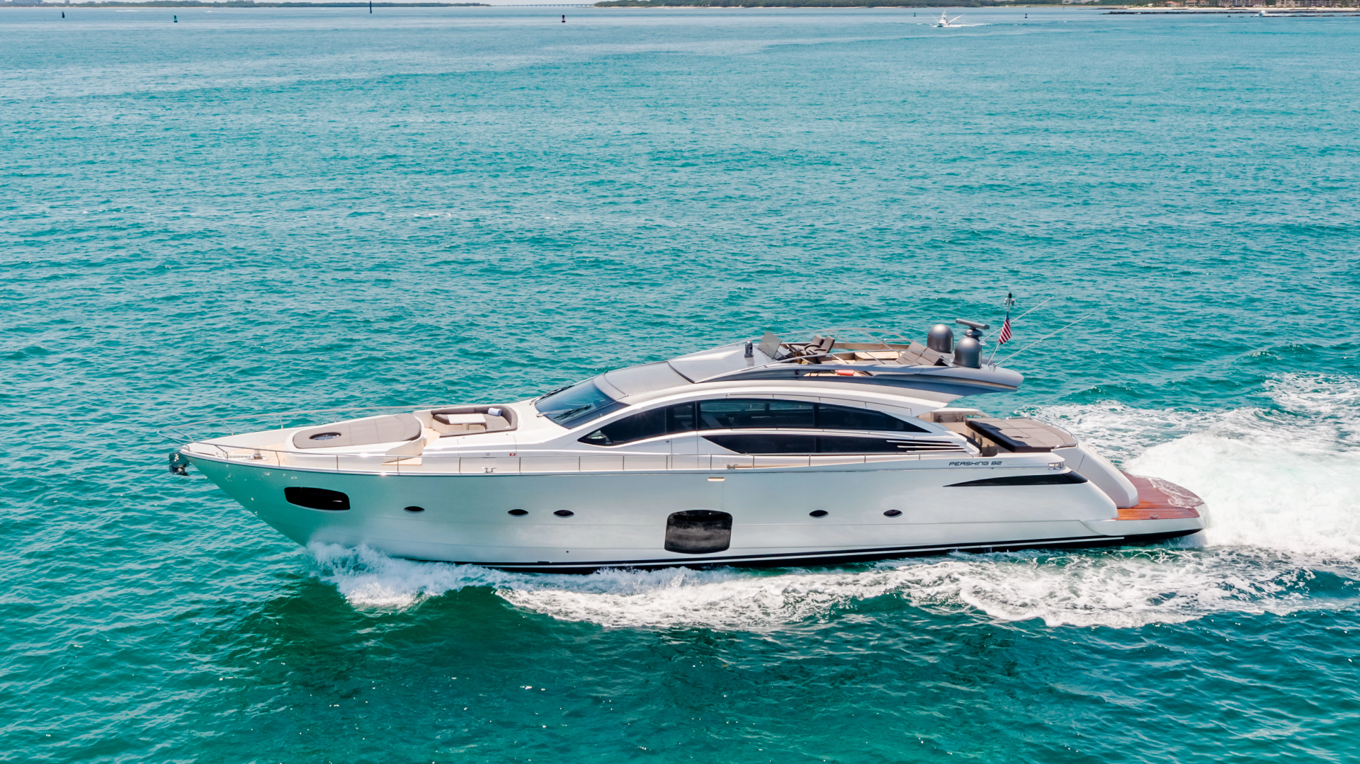 Pershing 82 VHP — DOUBLE OR NOTHING - Photo 2