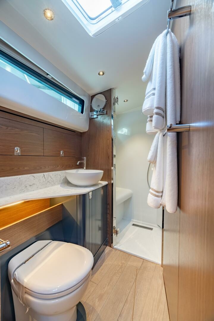 ECLIPSE 505 Shadow -