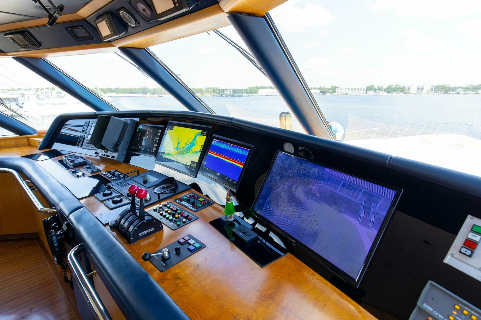 Boss 116ft Feadship Yacht For Sale Boss 116ft Feadship Yacht For Sale