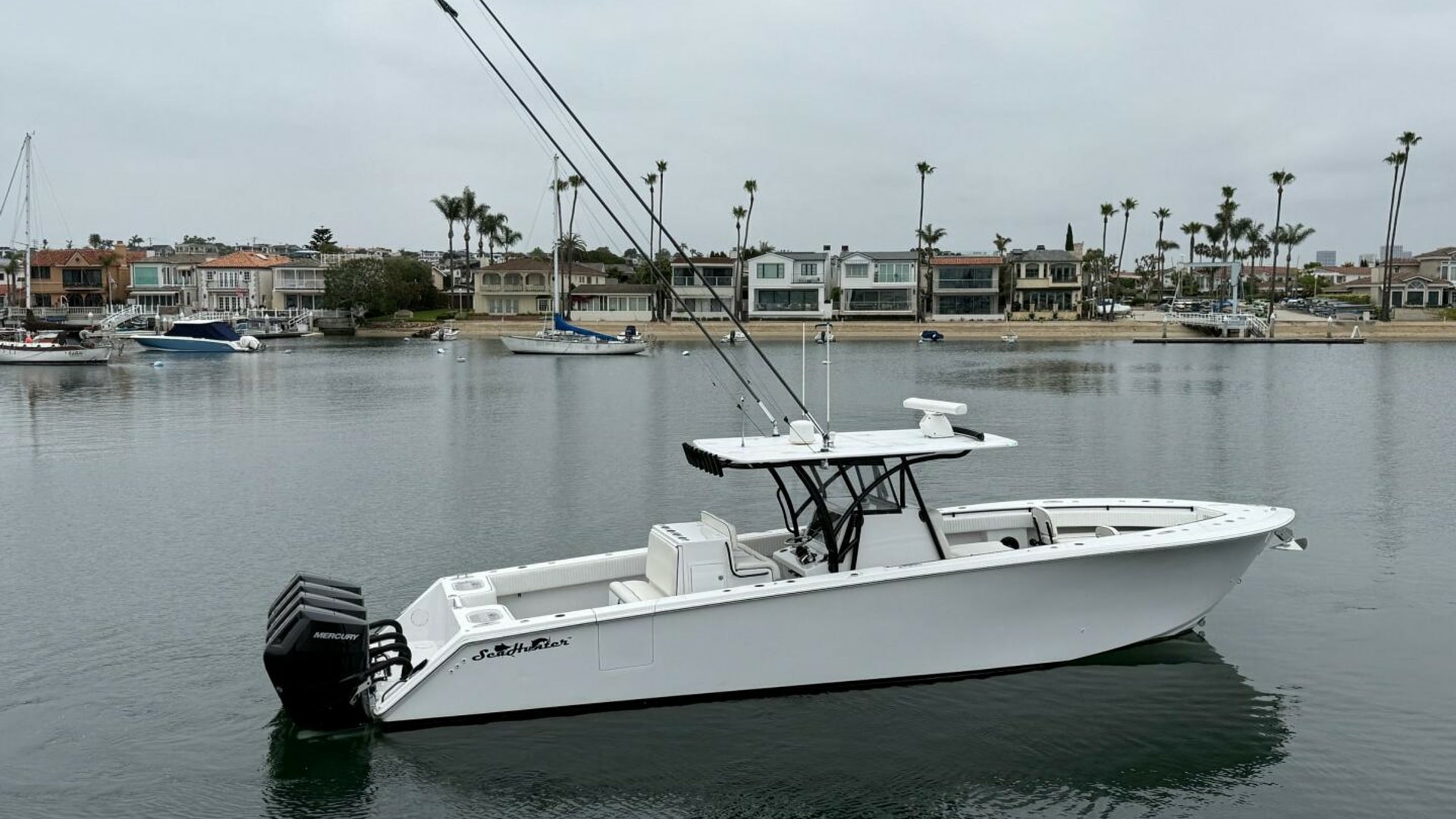CHIRON39 39ft SeaHunter Yacht For Sale CHIRON39 39ft SeaHunter Yacht For Sale