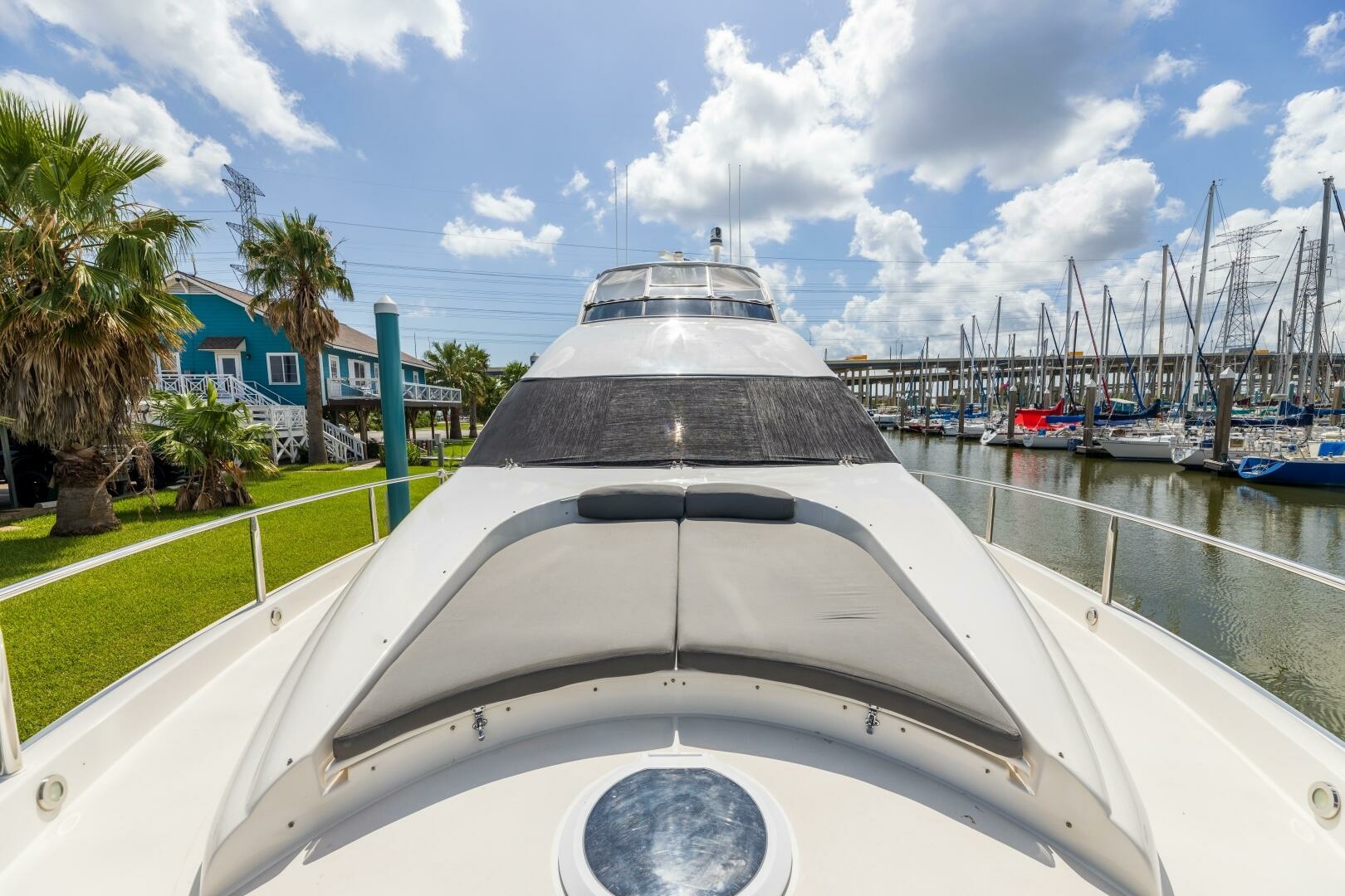 Kathleen 74ft Lazzara Yachts Yacht For Sale