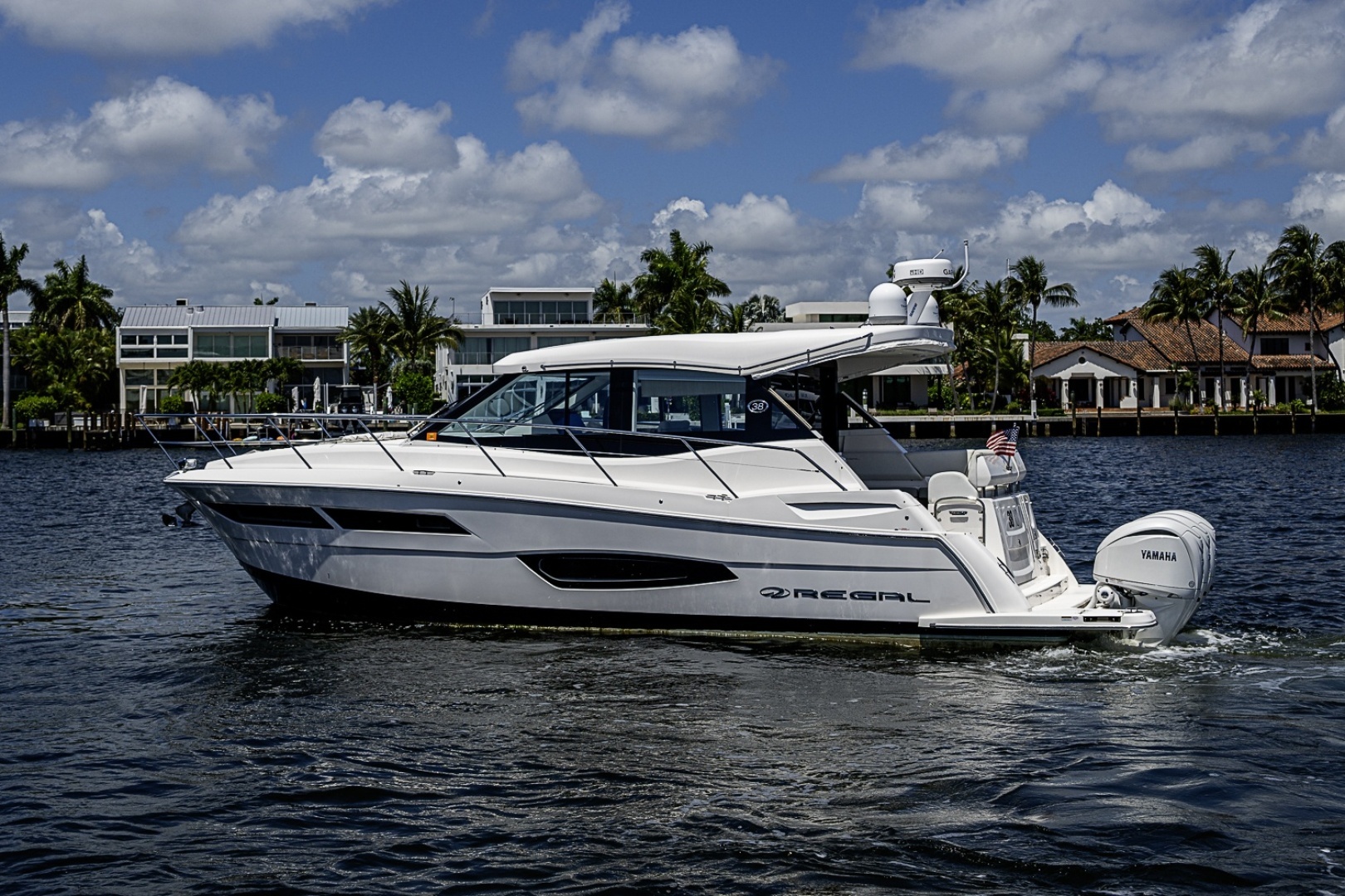 2025 Regal 38 XO