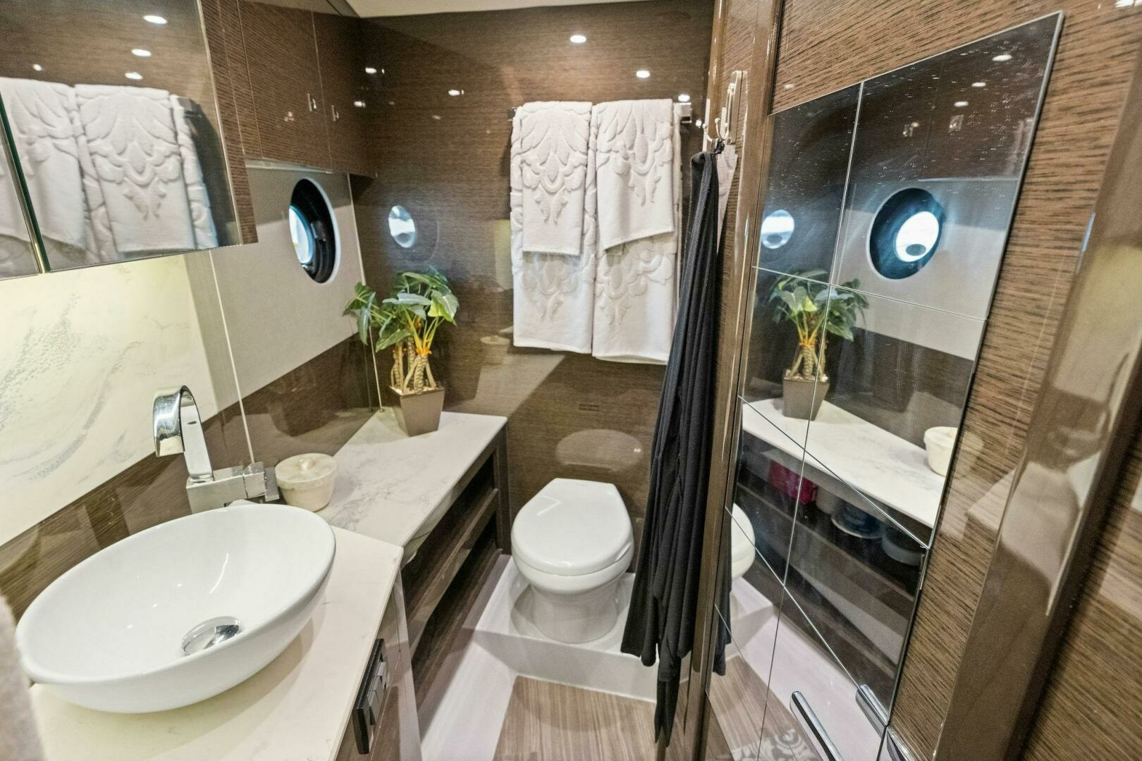 Sweet Caroline 46ft Cruisers Yachts Yacht For Sale