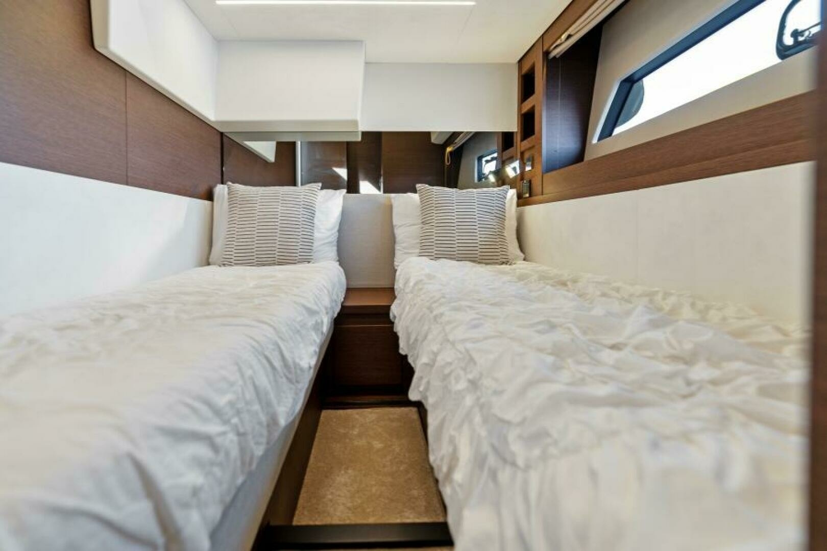 La Dolce Vita 52ft Prestige Yacht For Sale