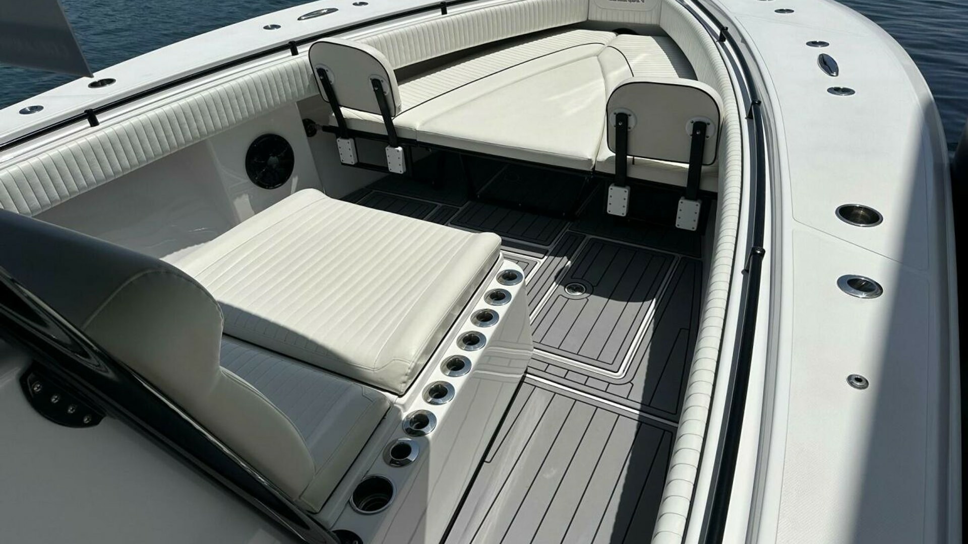 CHIRON39 39ft SeaHunter Yacht For Sale CHIRON39 39ft SeaHunter Yacht For Sale