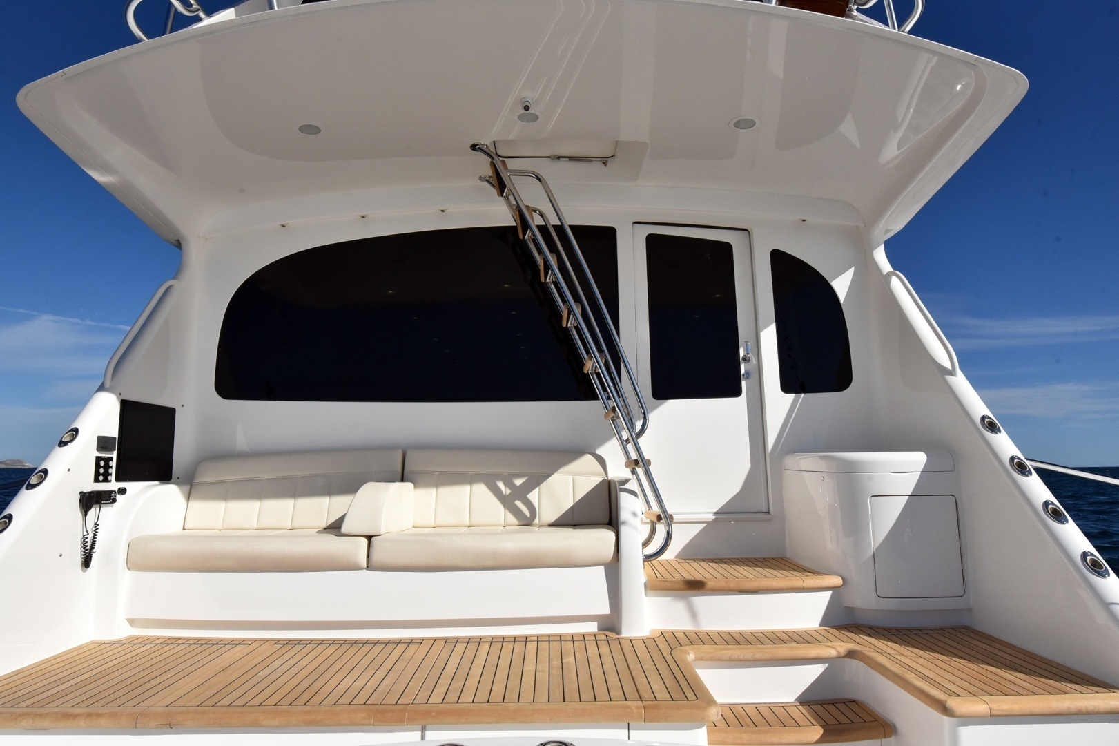 PARTY OF FIVE 80ft Viking Yacht For Sale PARTY OF FIVE 80ft Viking Yacht For Sale