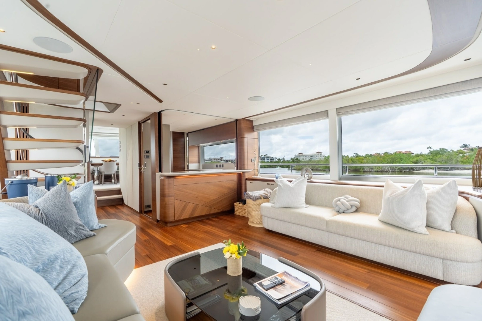 Princess X80 Yacht For Sale