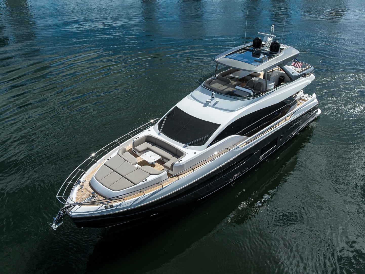 DT78 78ft Azimut Yacht For Sale