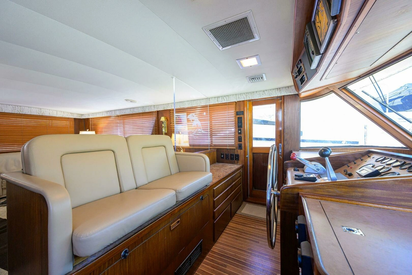 Hatteras 63 Motor Yacht Yacht For Sale