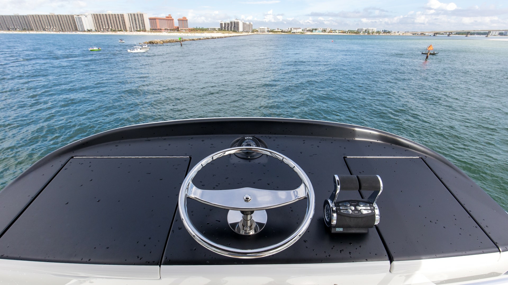2022 Viking Convertible Cole Play Flybridge (3)