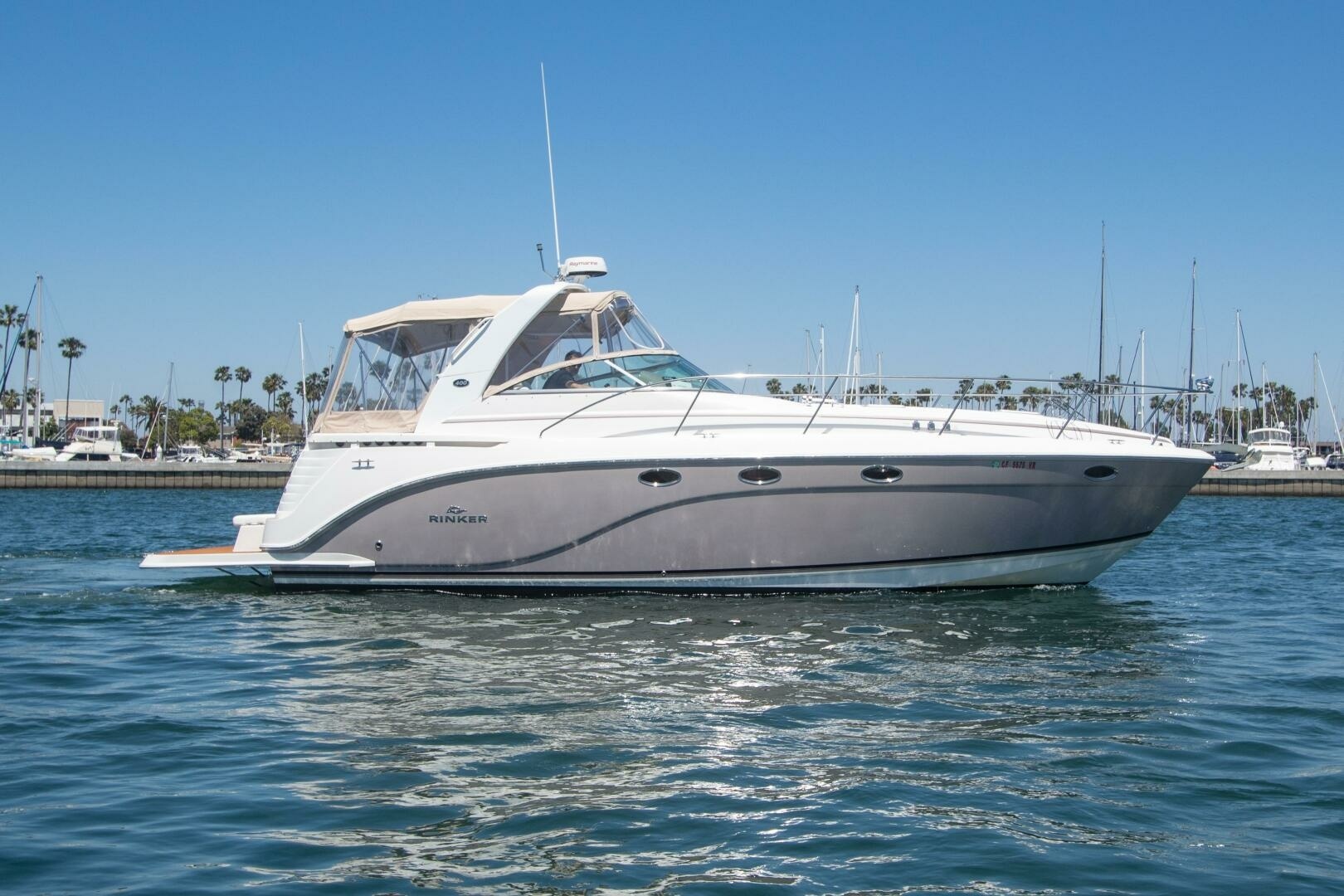 No Name 40ft Rinker Yacht For Sale No Name 40ft Rinker Yacht For Sale
