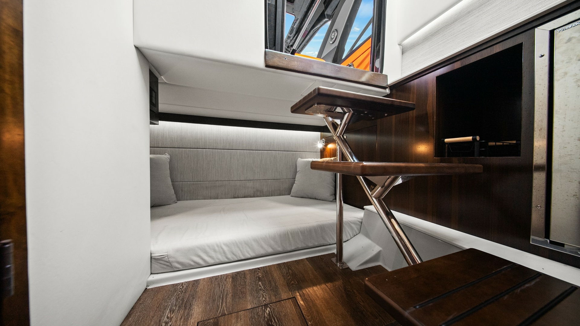 Cozy Interior Cabin Space