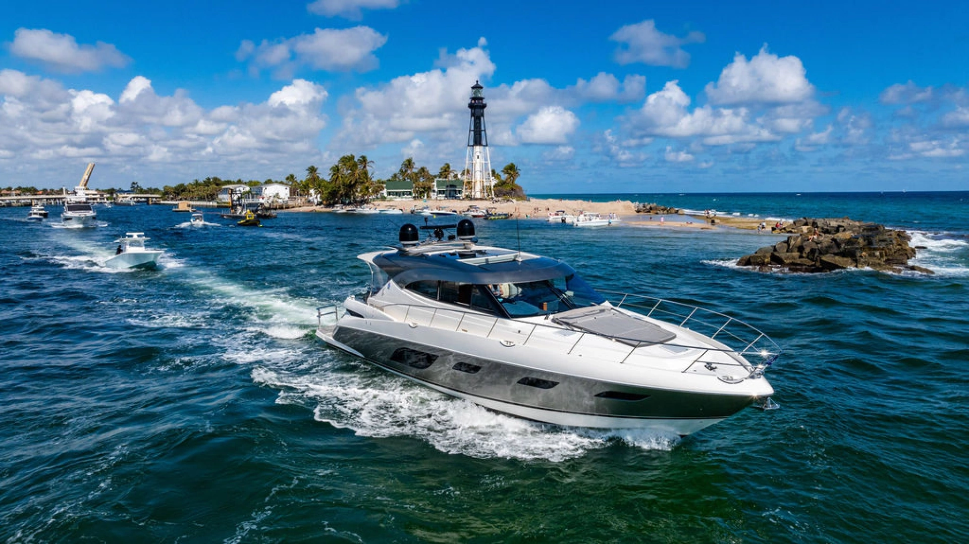 Riviera 6000 Sport Yacht Platinum Edition Yacht For Sale
