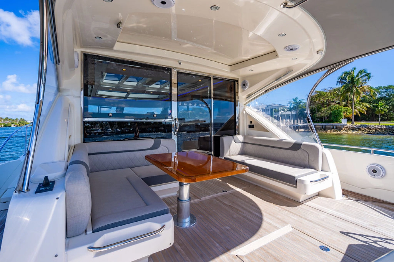 Riviera 6000 Sport Yacht Platinum Edition Yacht For Sale