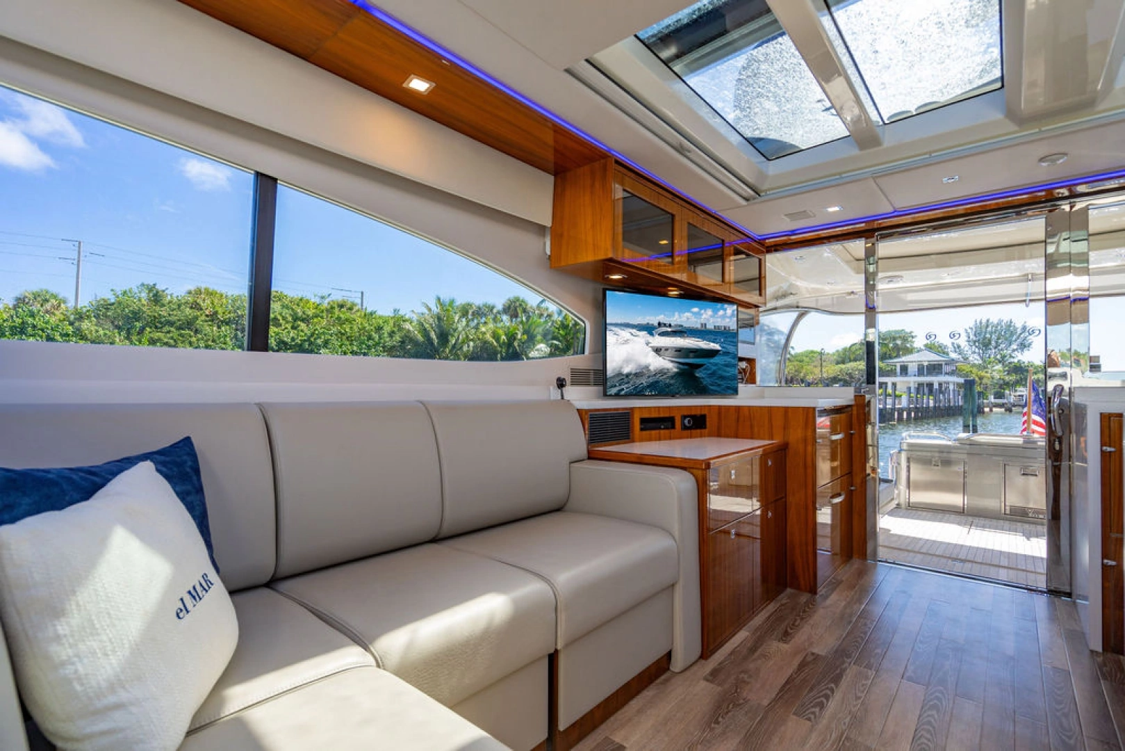Riviera 6000 Sport Yacht Platinum Edition Yacht For Sale