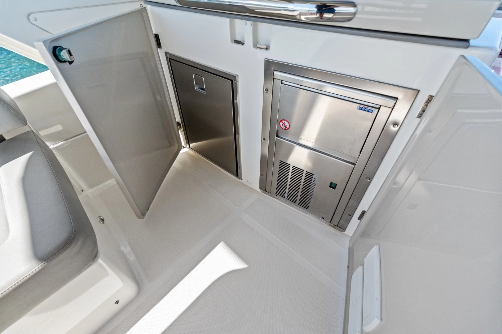 Absolute 50 Fly Yacht For Sale