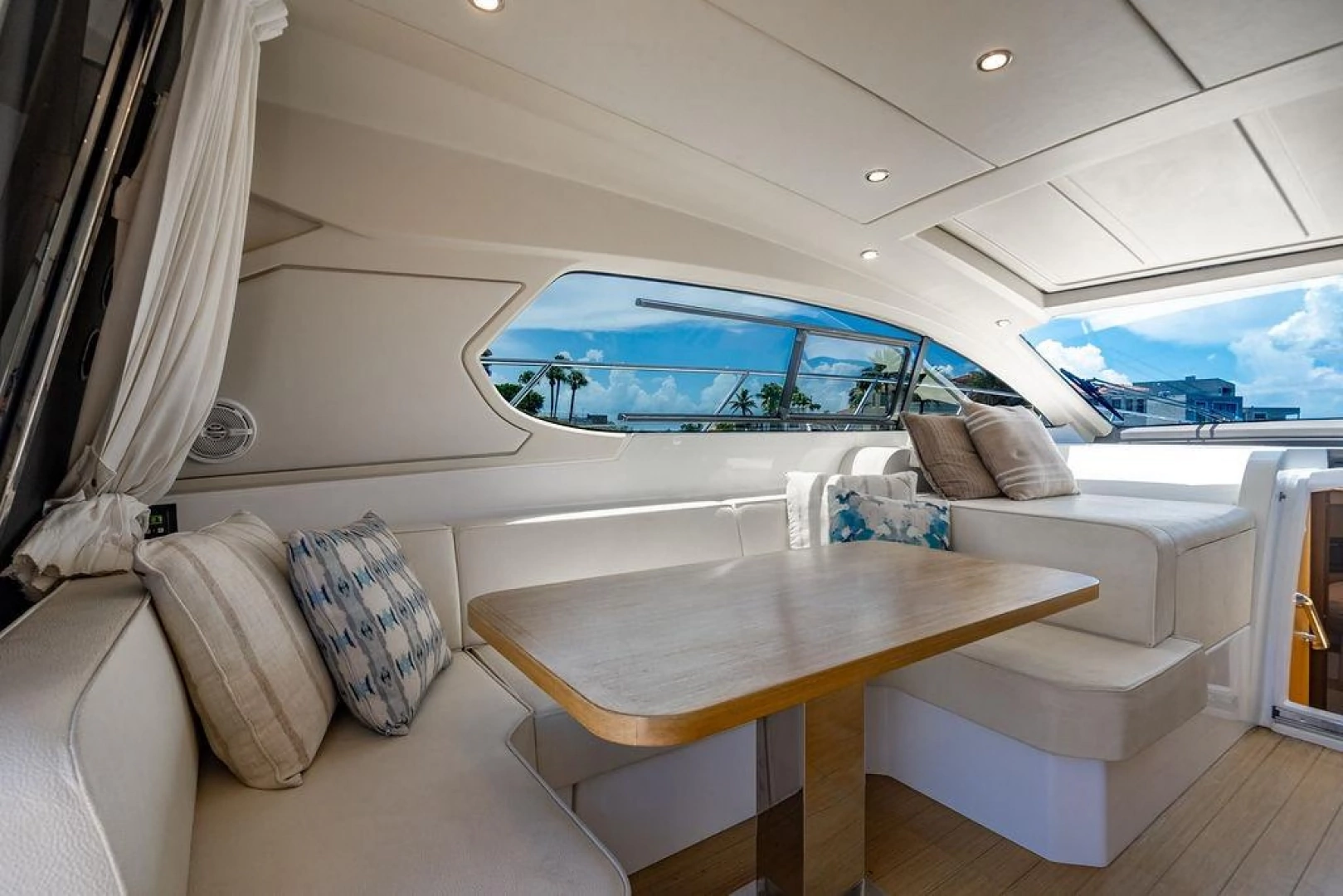 Azimut Atlantis 50 Yacht For Sale