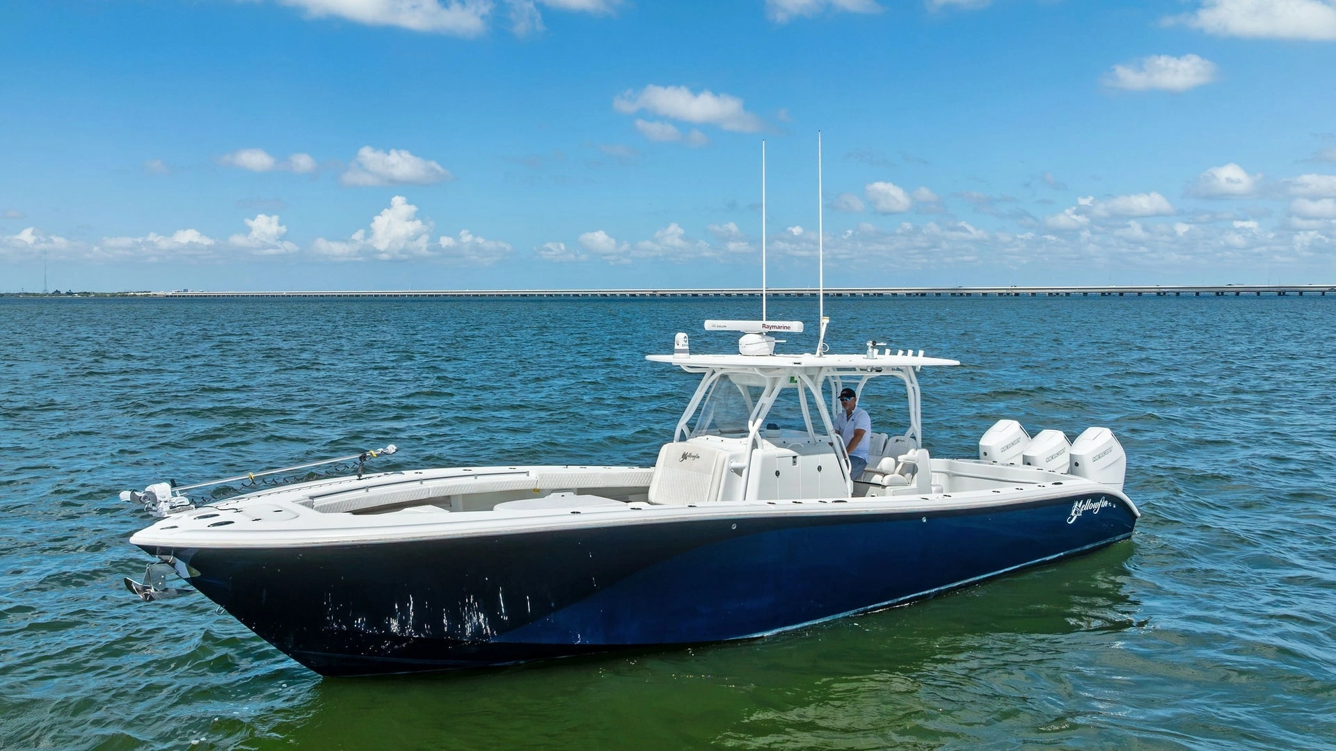 Yellowfin 39 Center Console  Yacht For Sale