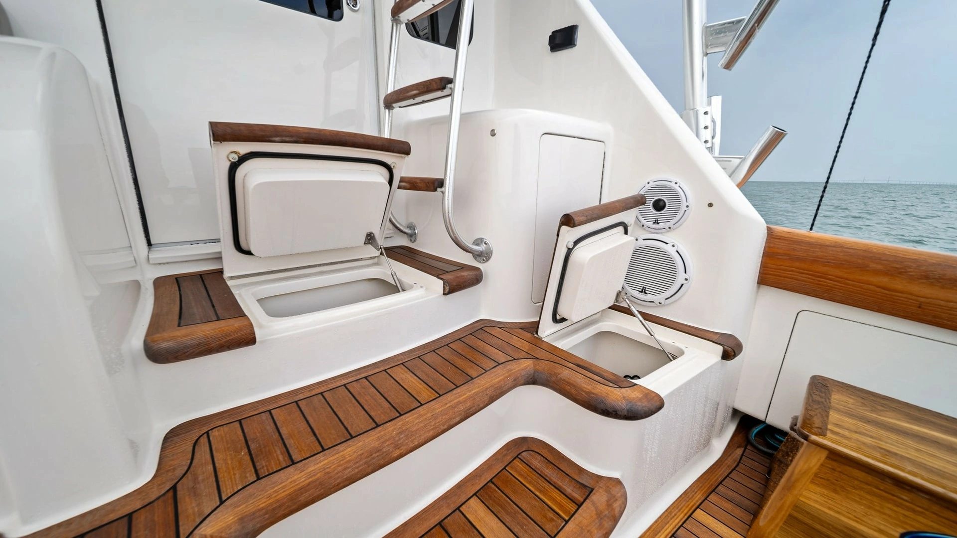 Viking 55 Convertible Yacht For Sale